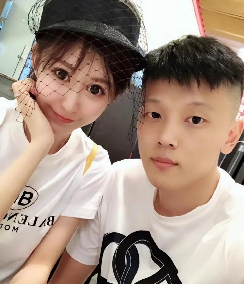 现任男足主教练李铁,前男足主教练李铁近况