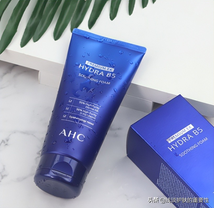 不用洗面奶洗脸皮肤就不会长皱纹,不用洗面奶洗脸反而皮肤变好了