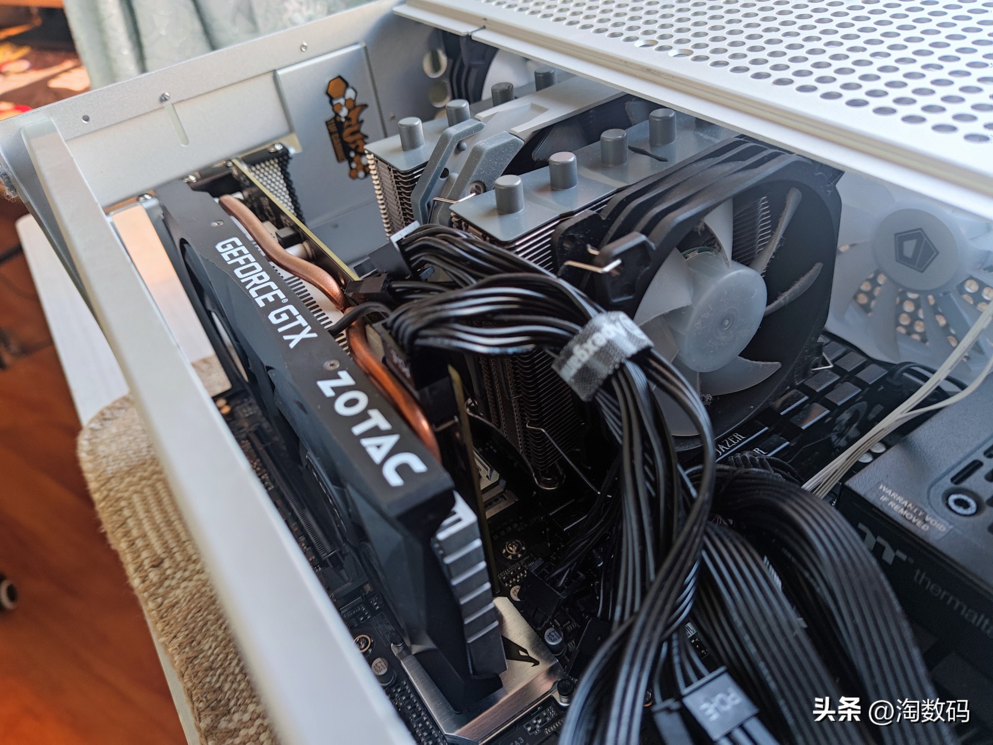 解锁200fps吃鸡1080p自由：589矿渣显卡索泰GTX1660Super矿卡开箱