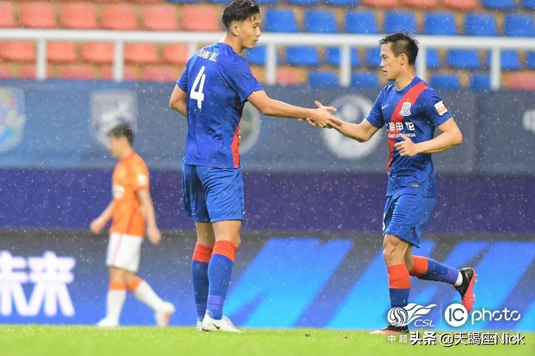 于汉超曹赟定巴索戈,曹赟定助攻巴索戈破门