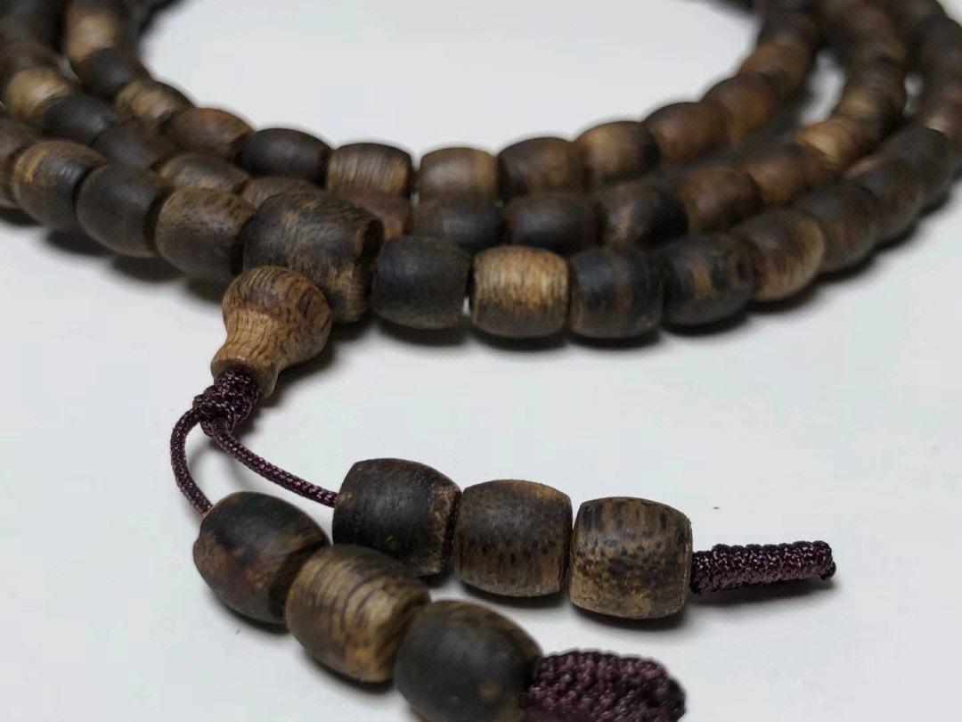 如何正确的鉴别沉香手串真假,沉香手串的化学香和沉香的区别