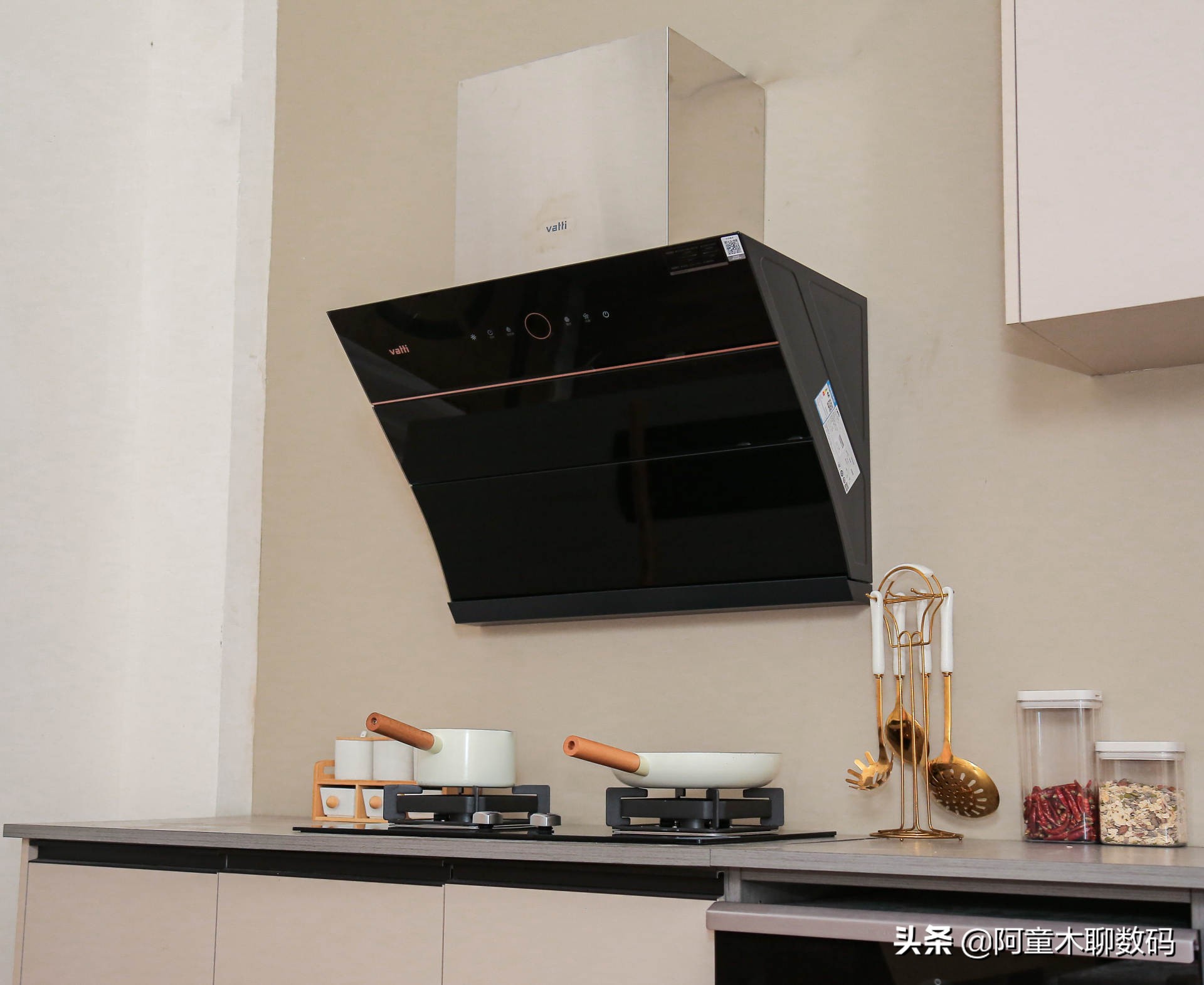 华帝抽油烟机什么型号好,华帝抽油烟机i和e型号有什么区别