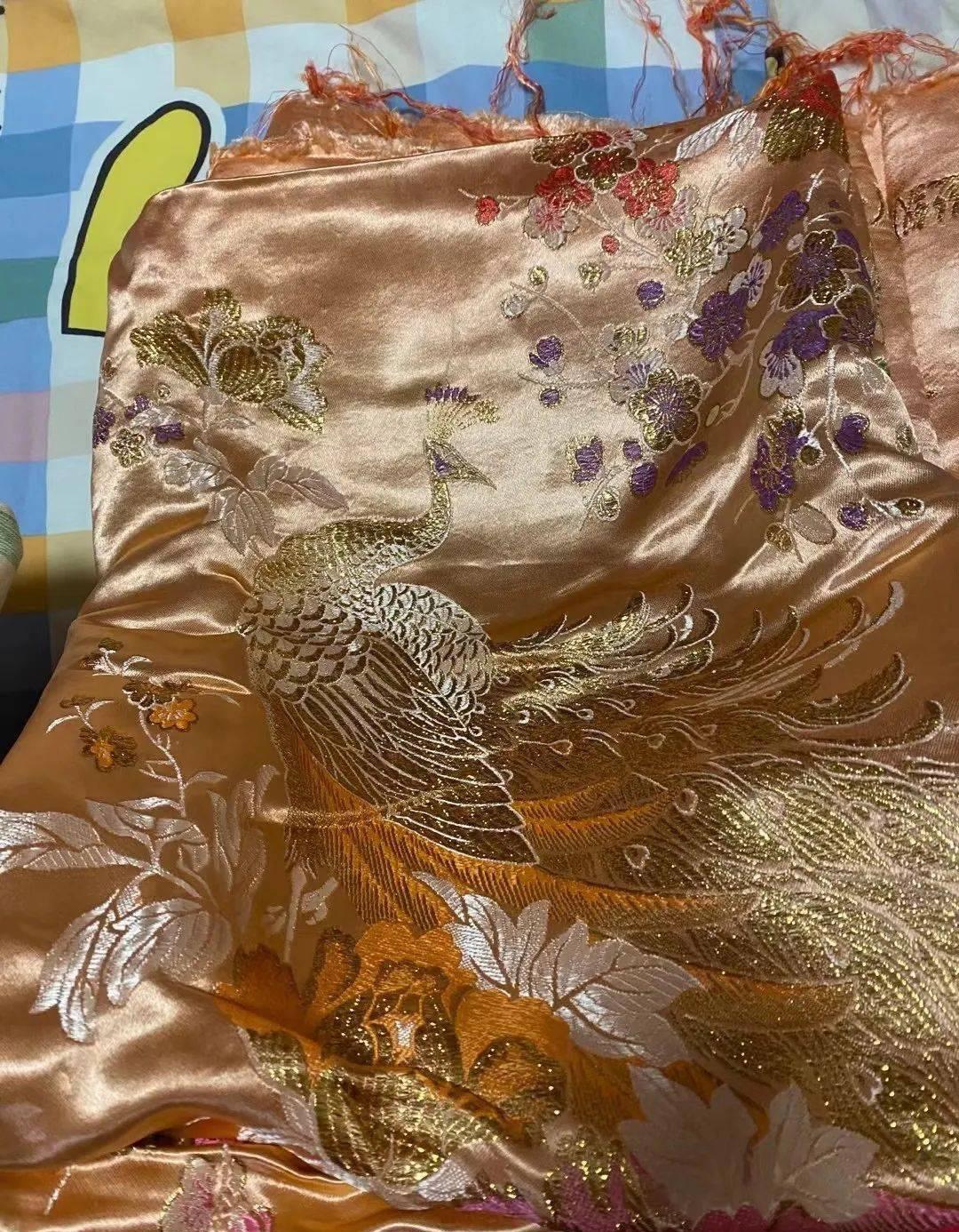 整整两皮箱，结婚21年从未用过！萧山有多少同款？