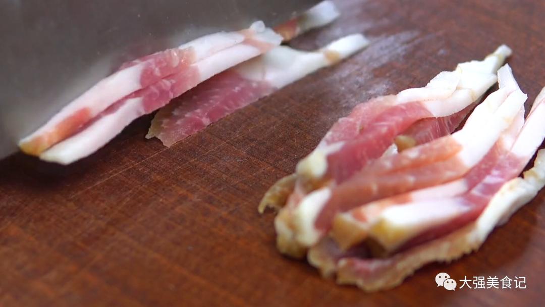 三种带青霉素的菜建议中老年人吃,提升免疫力这4种菜要多吃