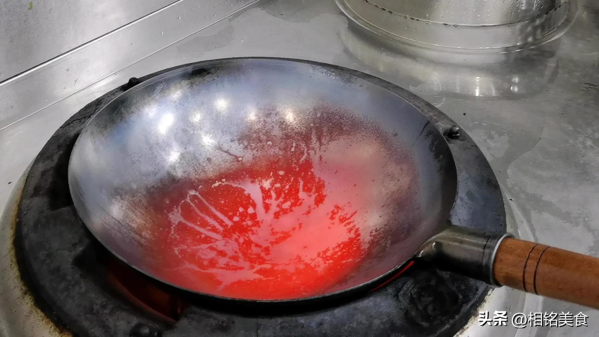 新铁锅怎样开锅小妙招视频,不粘锅的铁锅最佳开锅方法