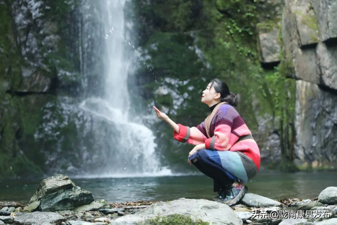 浜斾竴搴峰吇鏃呮父,浜斾竴搴峰吇搴﹀亣鏀荤暐