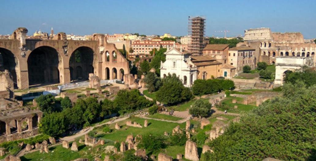 关于古罗马人从战场上得到女俘并成为奴隶后通常会做什么