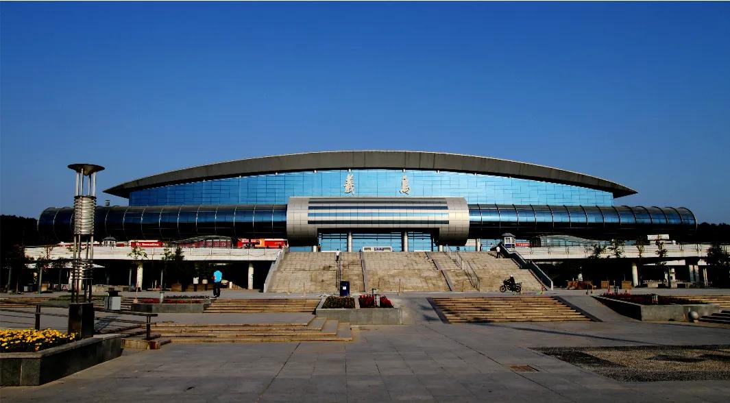 义乌老火车站现状,义乌现在有火车站吗