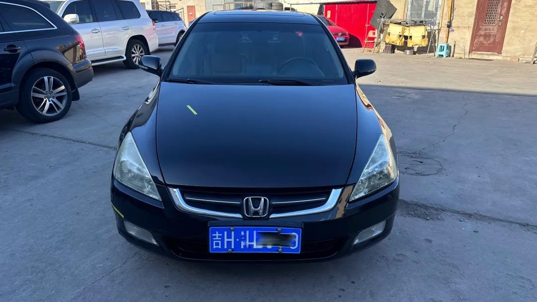 6代本田雅阁翻新改造全过程,本田六代雅阁老车翻新过程