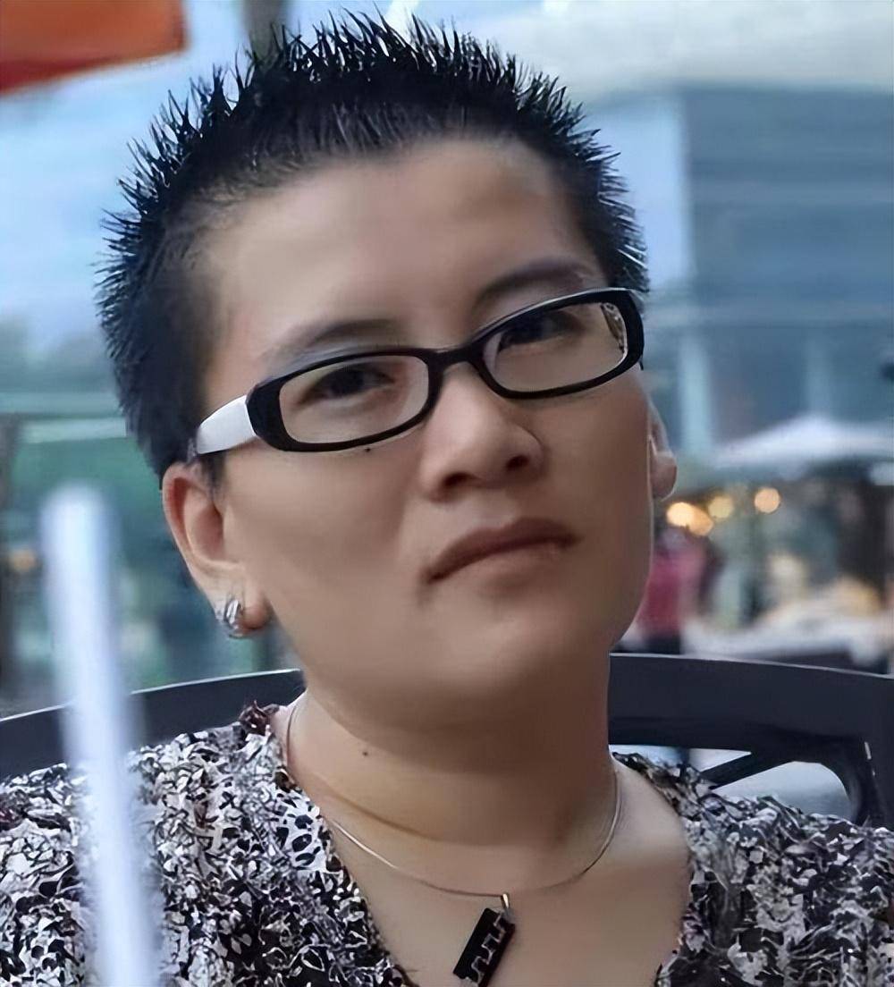 变性手术变成男的后还能生育吗,女性变性手术后还有生育能力吗