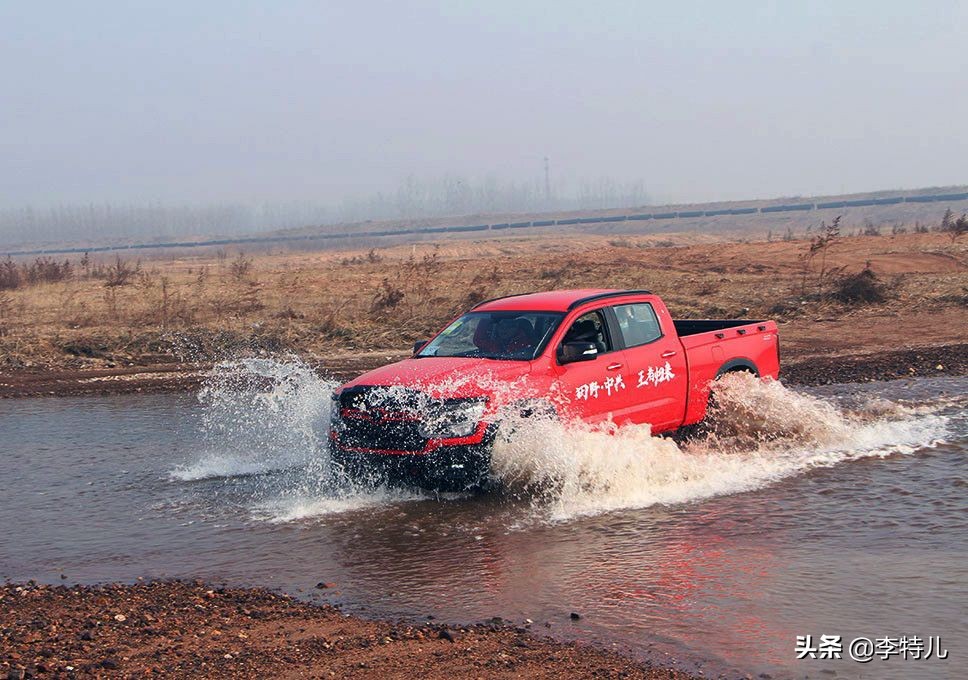 中兴皮卡威狮1949用车感受,中兴威狮1949柴油版真实油耗多少