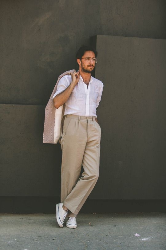 什么样的男生穿高腰裤好看,高腰裤怎么搭配最好看男