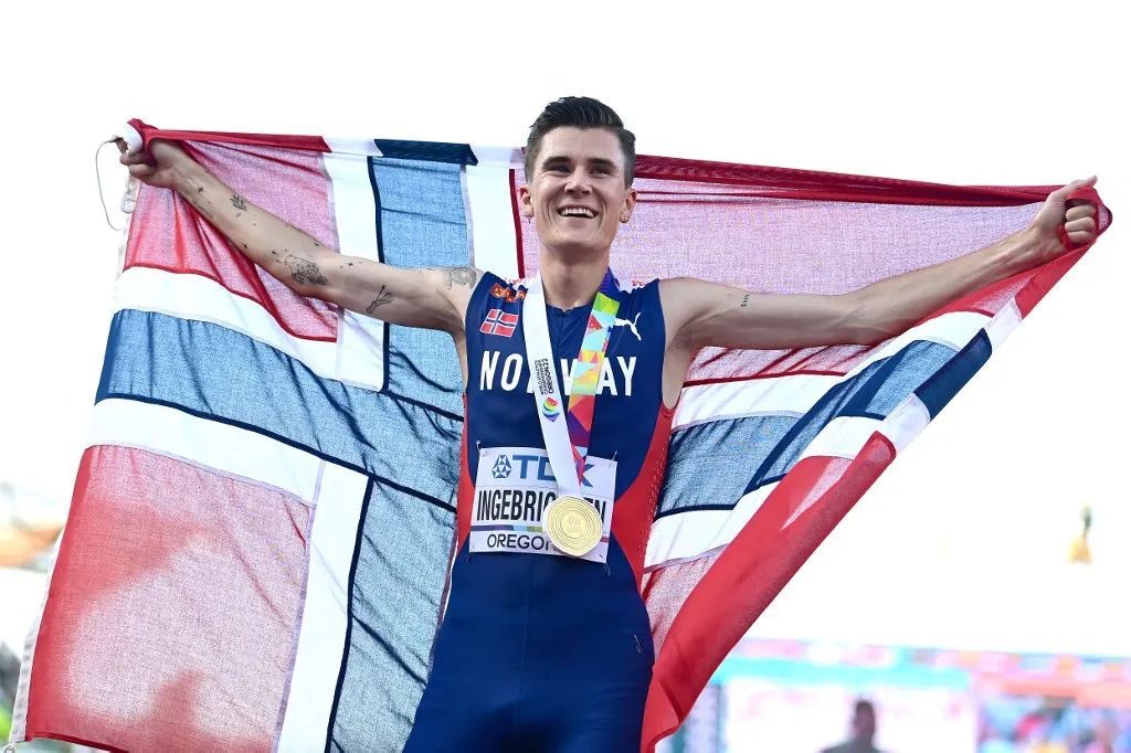 天才才能改变世界,天才男孩变成疯子隐身改变了一切