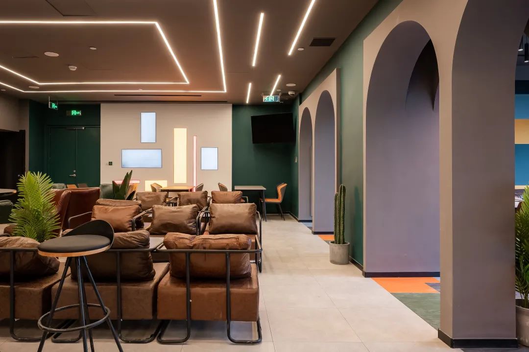 南京东路这家大隐于市设计师酒店,沉浸体验一个前所未有的空间