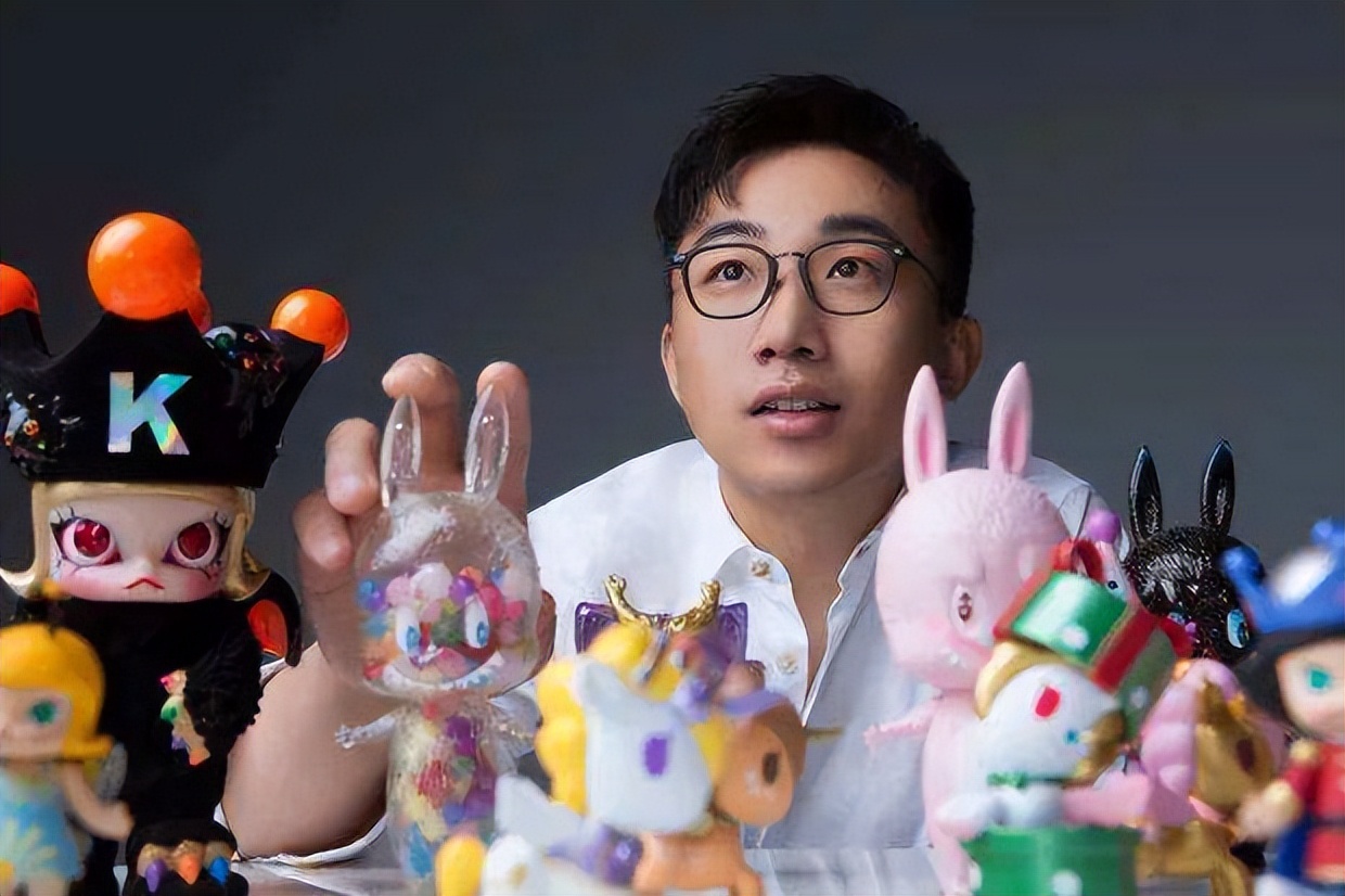 山东做玩偶成首富,小伙仅靠万元成世界首富