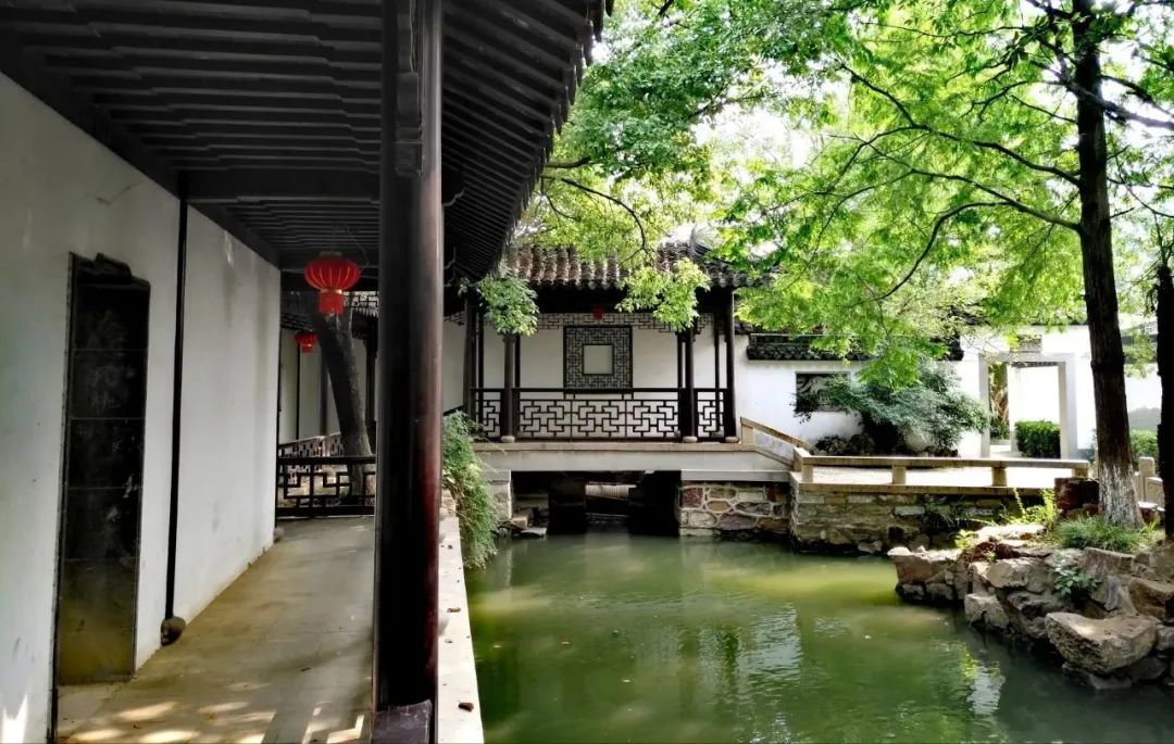 常熟银湖园林古典别墅,常熟四大私家园林