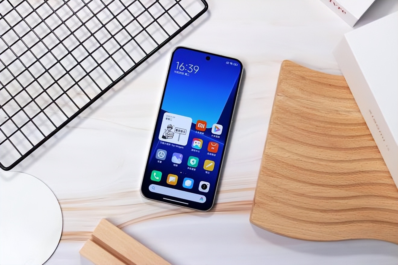 小米13售价2999值得买吗,小米13到底值不值得买