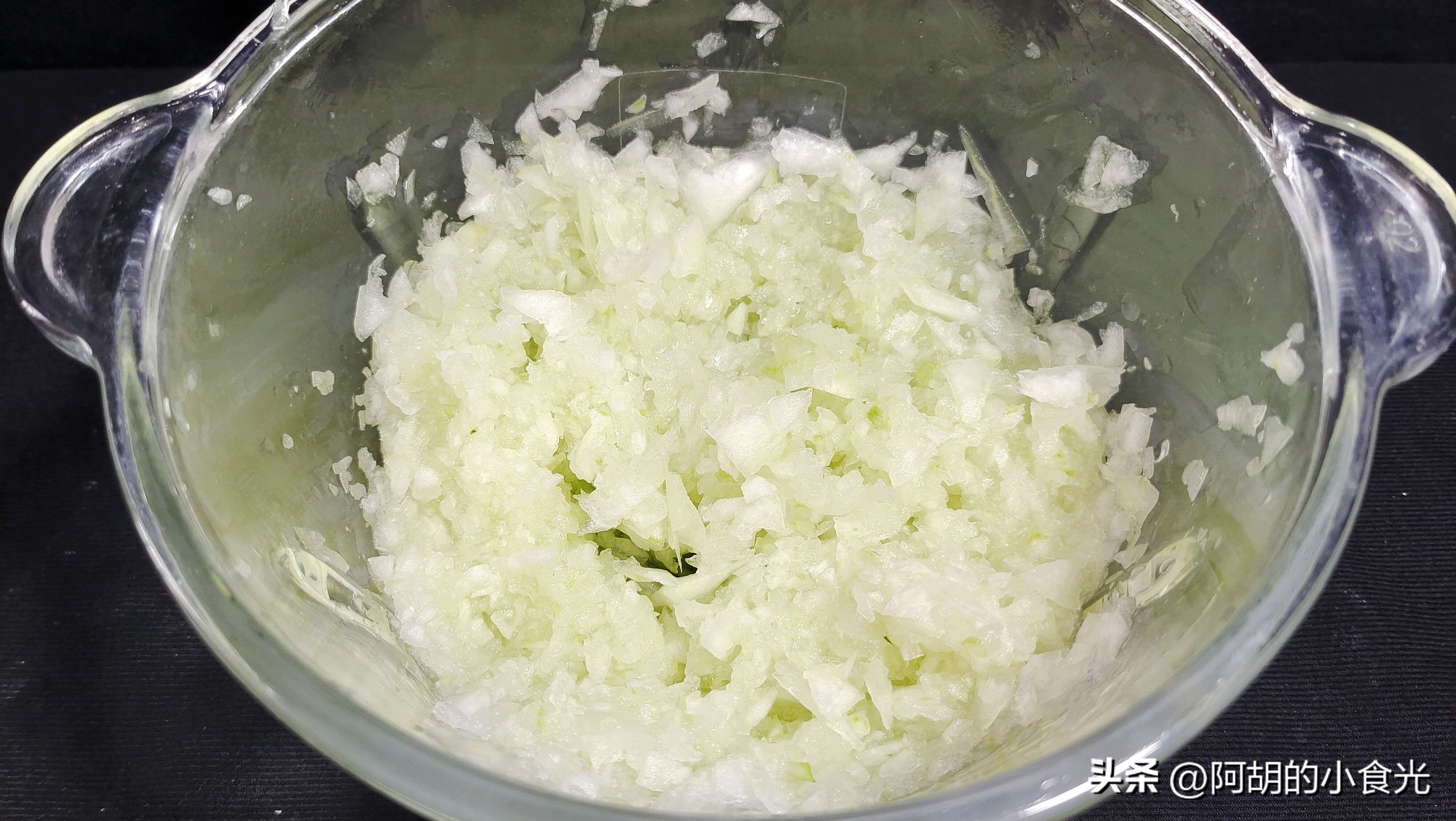 祛湿冬瓜薏米汤正宗做法,冬瓜薏米汤放什么才不寒凉