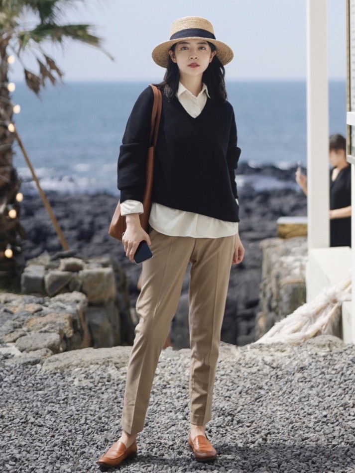 比t恤有气质,比t恤更高级减龄的是什么穿搭