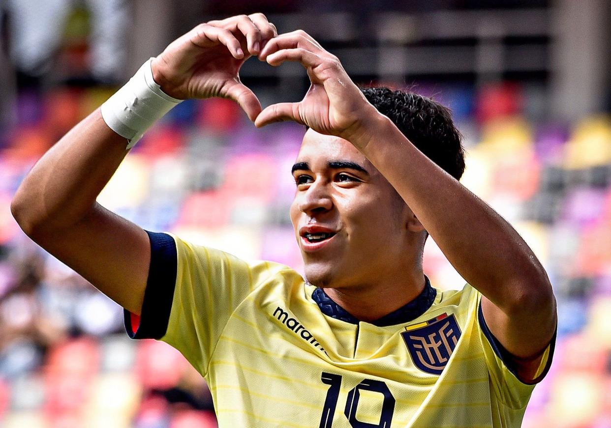 赚麻了！4名小将大闹U20世界杯，切尔西成最大赢家，1人更是4场5