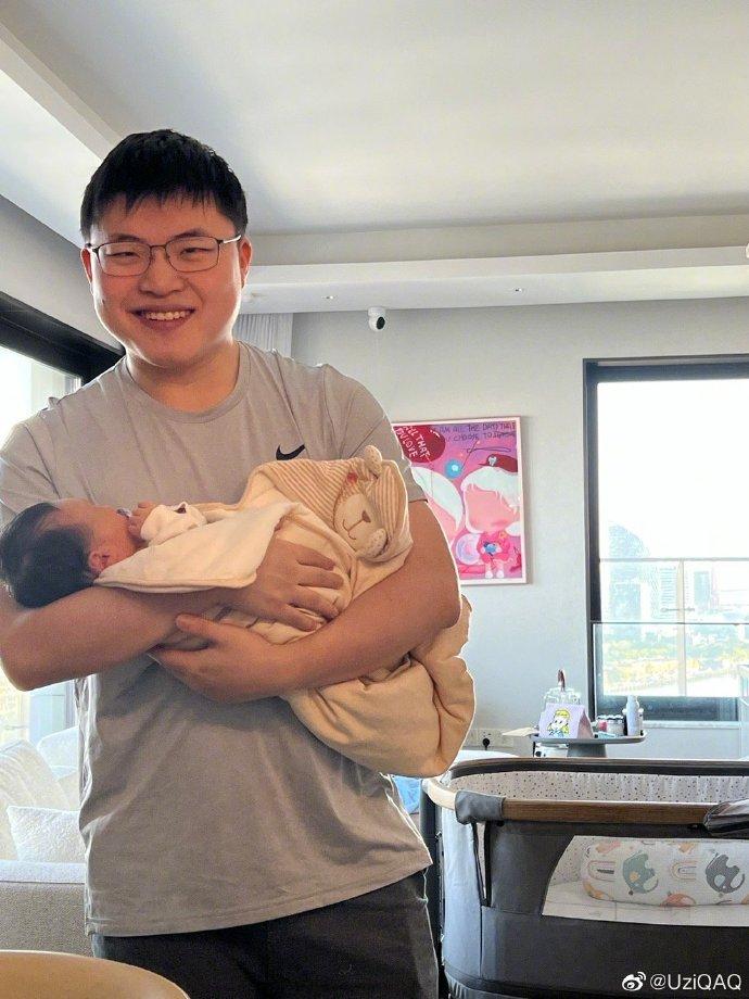 三因素促Uzi火线加盟EDG，“永远的神”再回归意义何在？