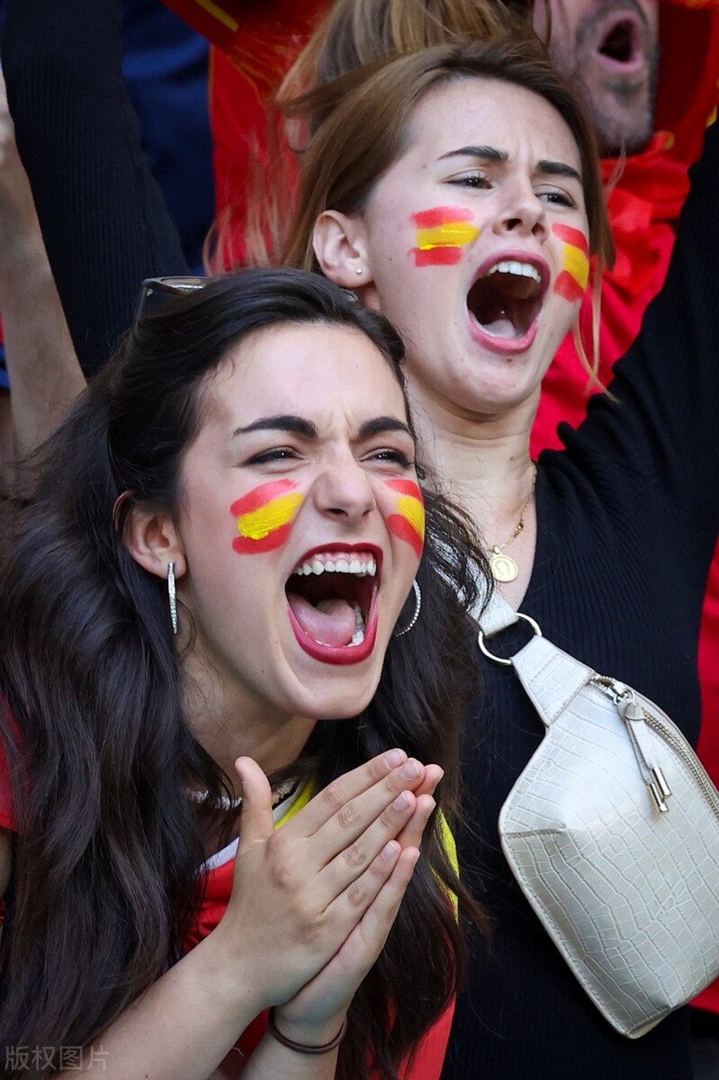 盘点场上的靓丽风景线,足球场上靓丽的风景线