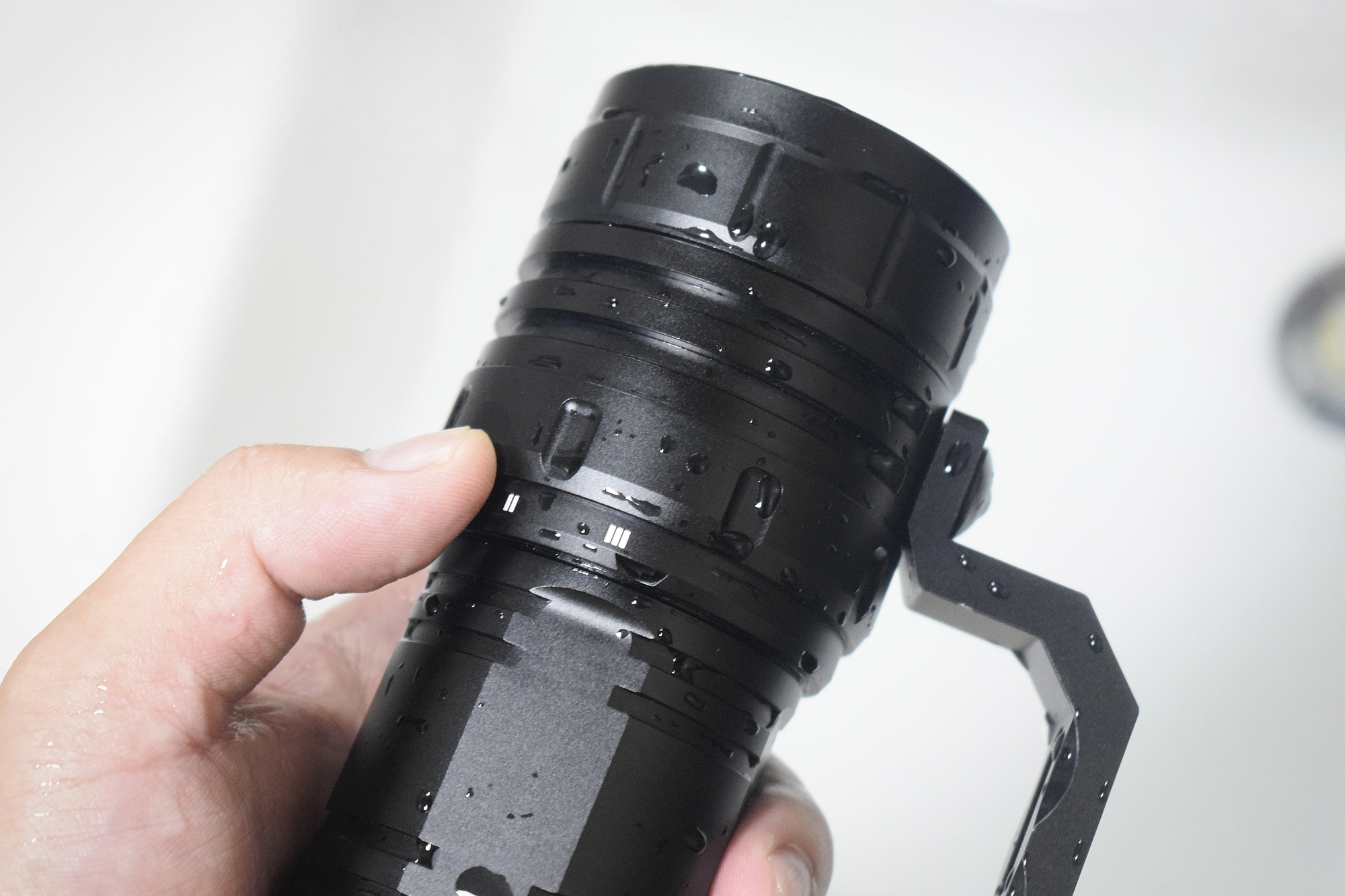 索菲恩dl06手电评测,sofirn索菲恩手电指挥官测评