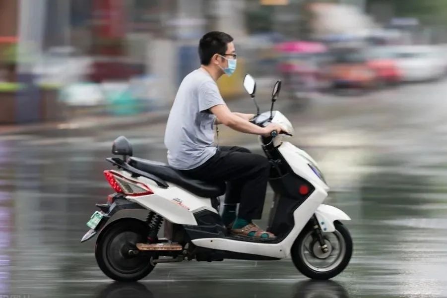 同样的电池型号，都是满电，他的续航长，我的续航短，为什么？