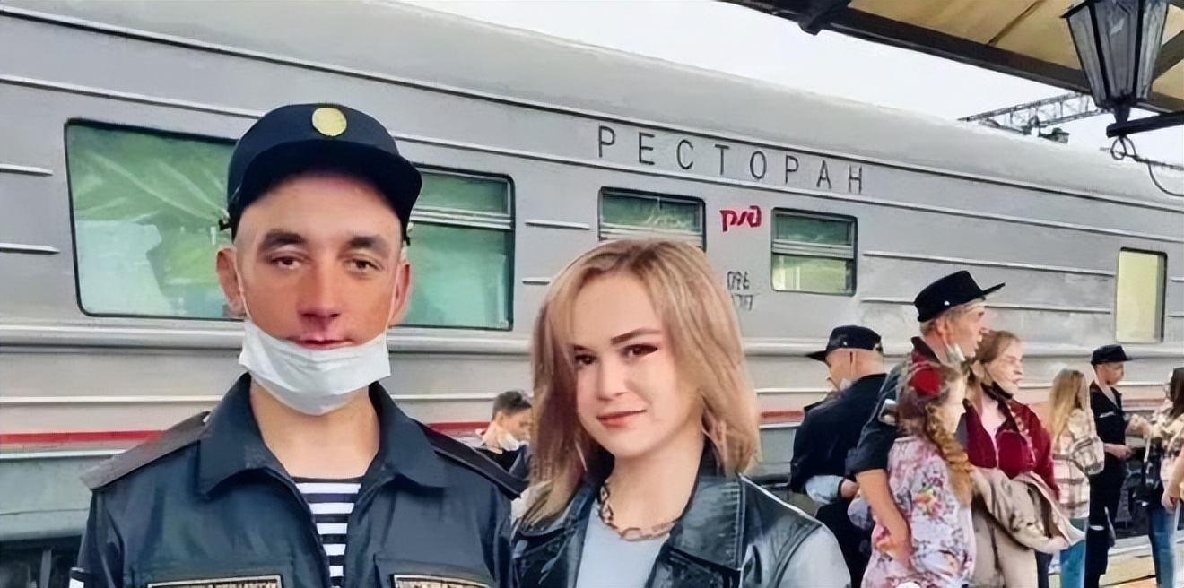 从买拉达到买手机,宣传片中俄军赚的卢布贬值非常厉害