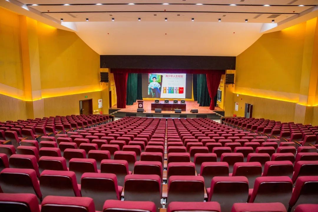 成都市实验外国语学校温江校区,成都市实验外国语学校有几个校区