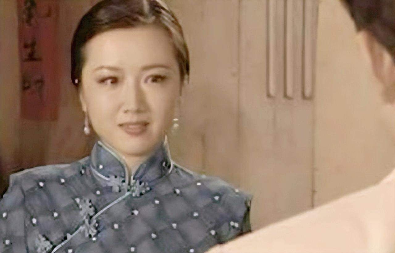 侯勇与沈蓉哪年离婚,沈蓉和侯勇离婚了吗