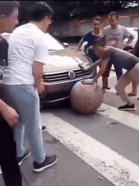 女友今年都二十三了，还是这样，是不是没救了哈哈哈好尴尬