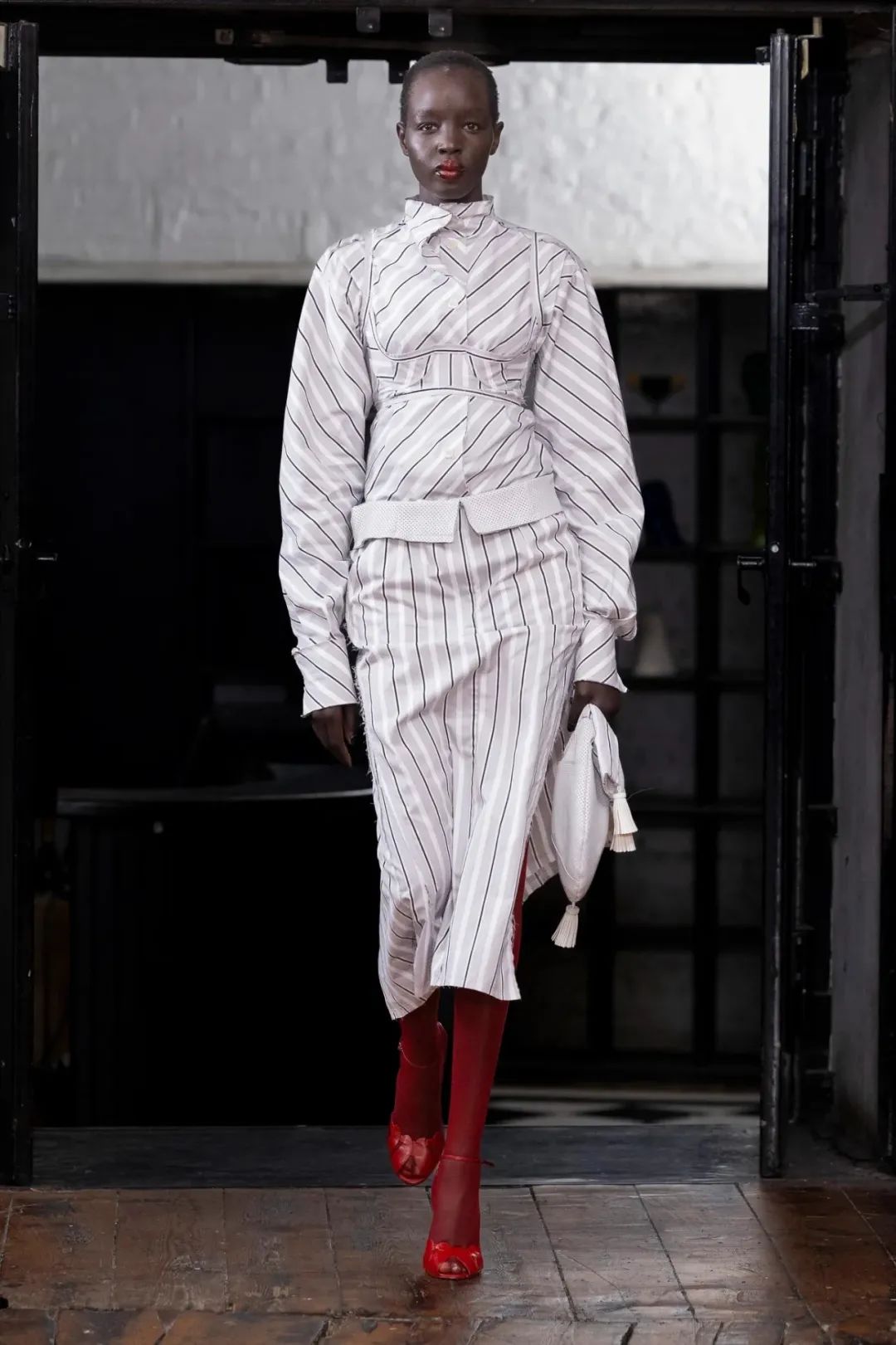 2022春夏伦敦时装周解读,2023伦敦时装周全部图片