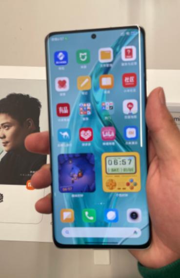 目前最好的安卓手机是哪一款,目前最好用的安卓手机是哪一款