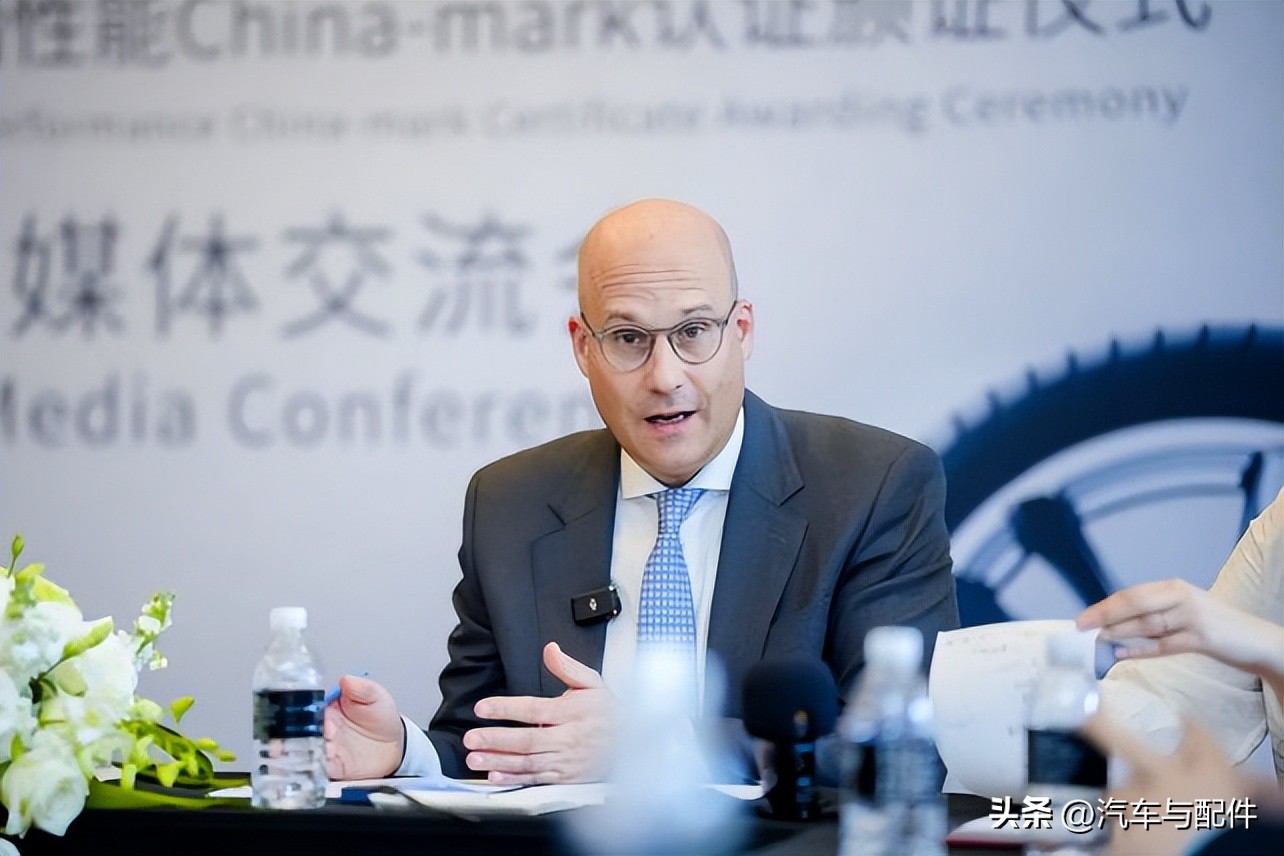 聚集消费者关注的轮胎6大性能维度，TÜV莱茵联合途虎养车推出轮胎性能评价认证体系