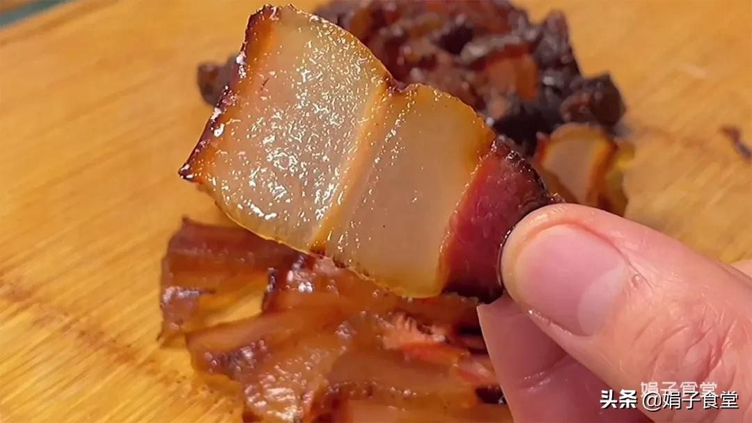 猪肉放在酱油里泡两天怎么做好吃,猪肉泡酱油的正确方法