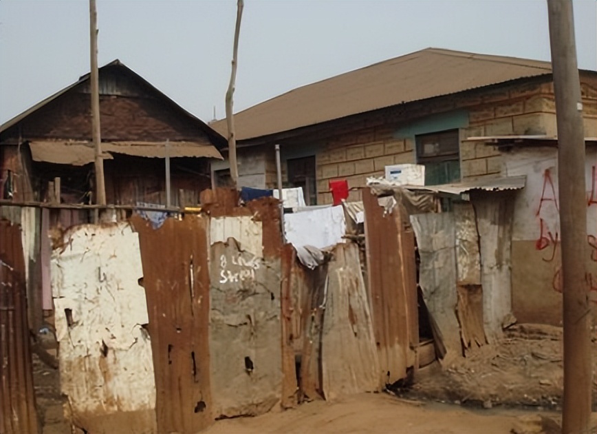 2013年，非洲2岁“巫童”遭父母遗弃，饿得皮包骨，如今还活着吗