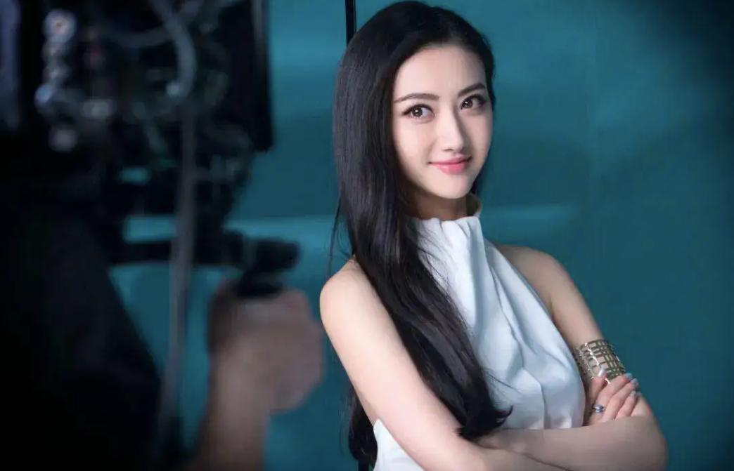 景甜回应违法代言被罚,景甜违法代言广告被罚722万