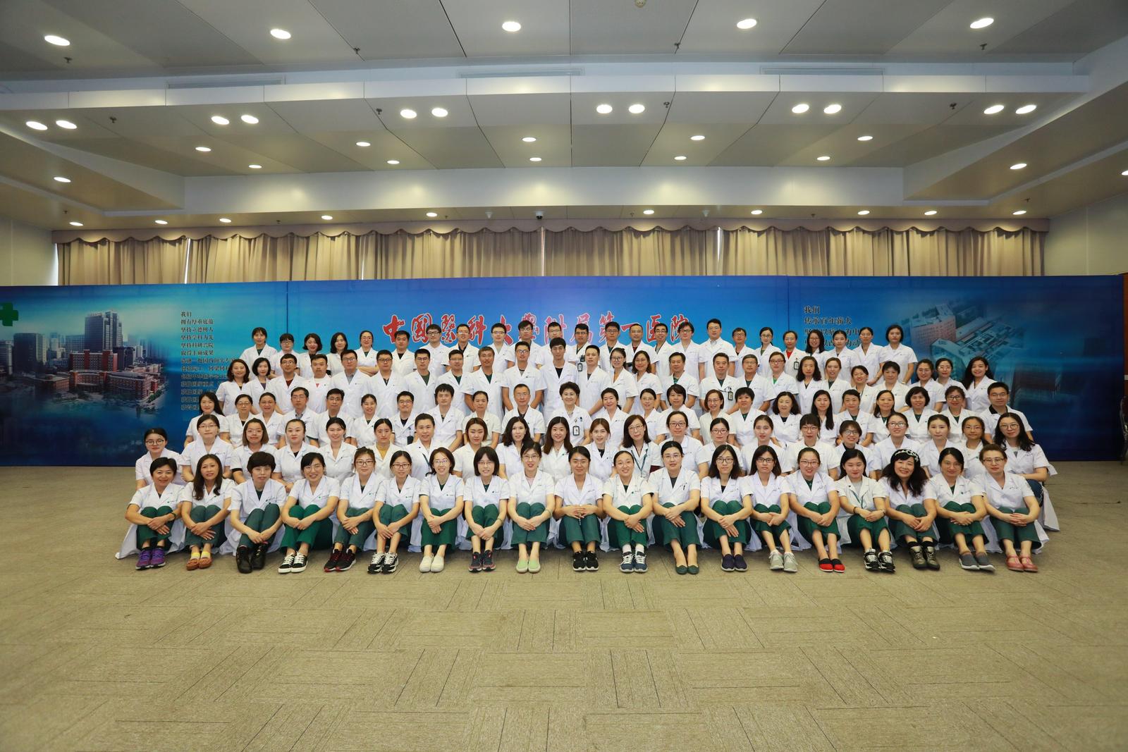 鑷存暚绾㈣壊鍏堥攱,鑷存暚绾㈣壊淇′话