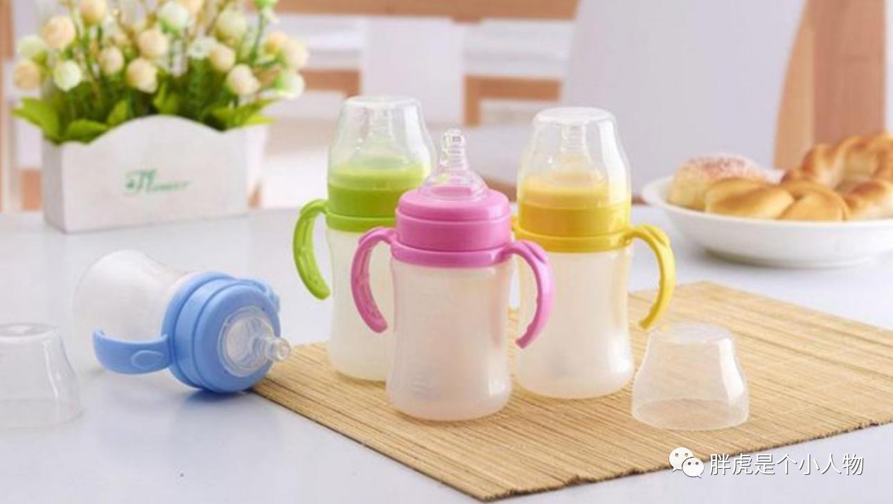 奶瓶什么时间更换一次,奶瓶出现什么情况下应该更换奶瓶