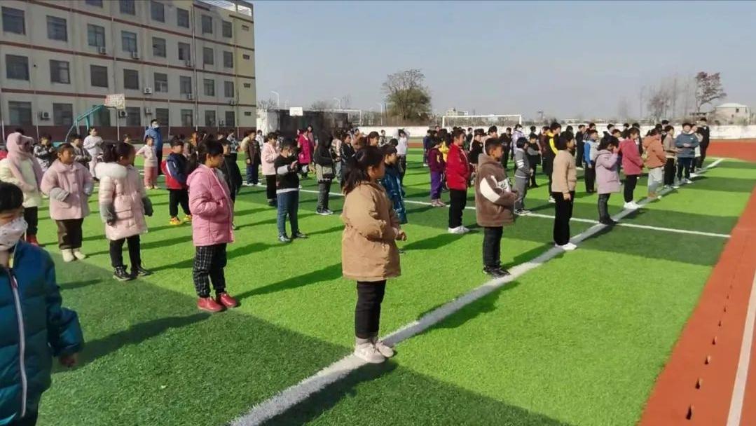 校长杯校园足球赛开幕,大桥乡小学足球比赛