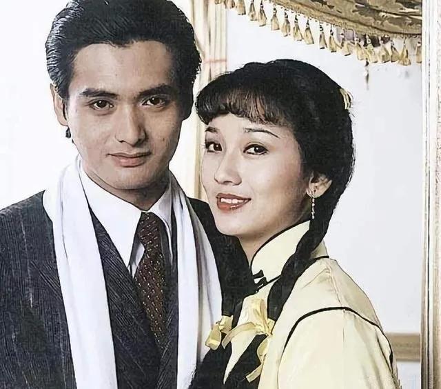 讲述80年代电视剧排行榜前十,80年代最火的电视剧有几部