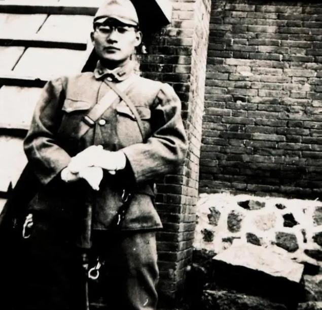 日本宪兵的日记：日本兵当着10几个男人的面糟蹋了一个中国女人