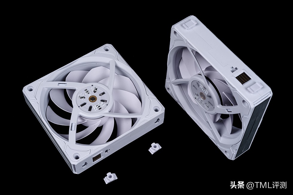 联力新款P28性能风扇,联力v2风扇