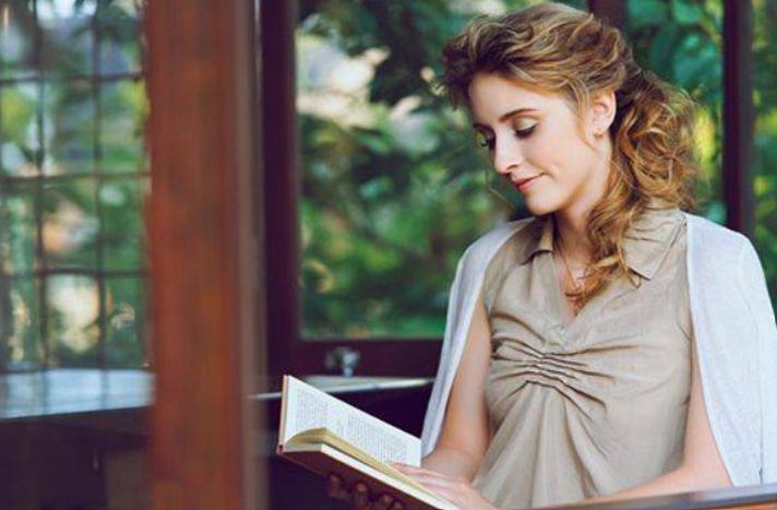 测量了319位中国女性外阴的整形医生