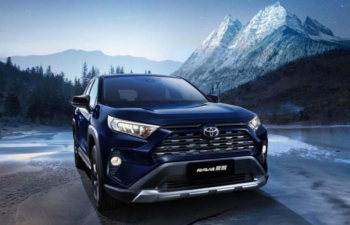 丰田最适合新手家用的车,推荐新手买哪款丰田车