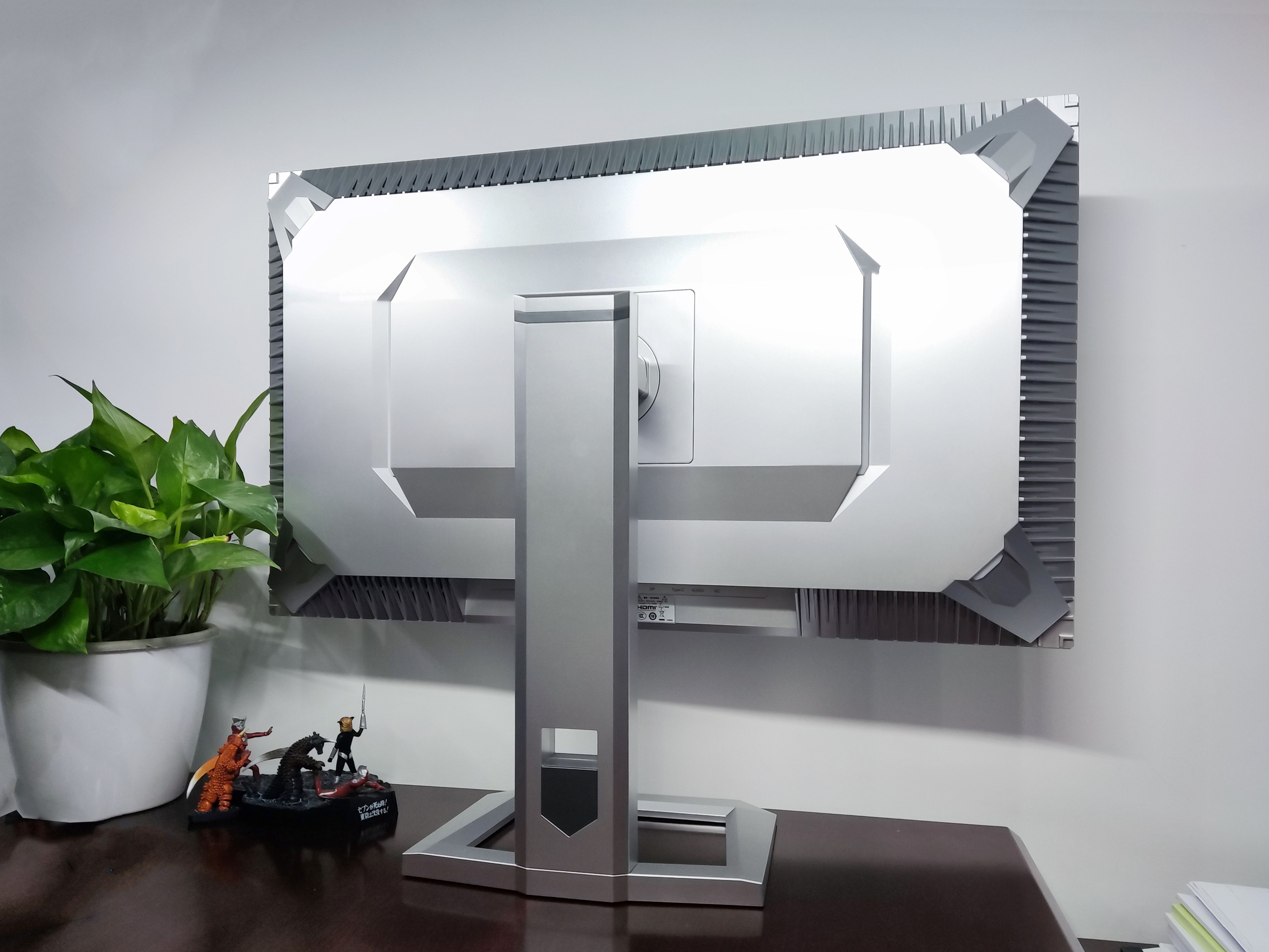 平面设计如何选择显示器,做建筑设计的显示器