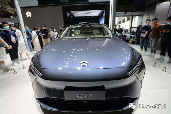 智能汽车车内摄像头,智能汽车有几个摄像头