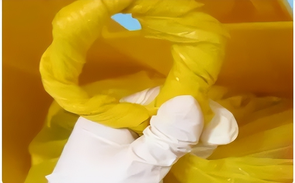 感冒病毒在牙刷上存活多久,阳过之后衣服上有病毒存活吗