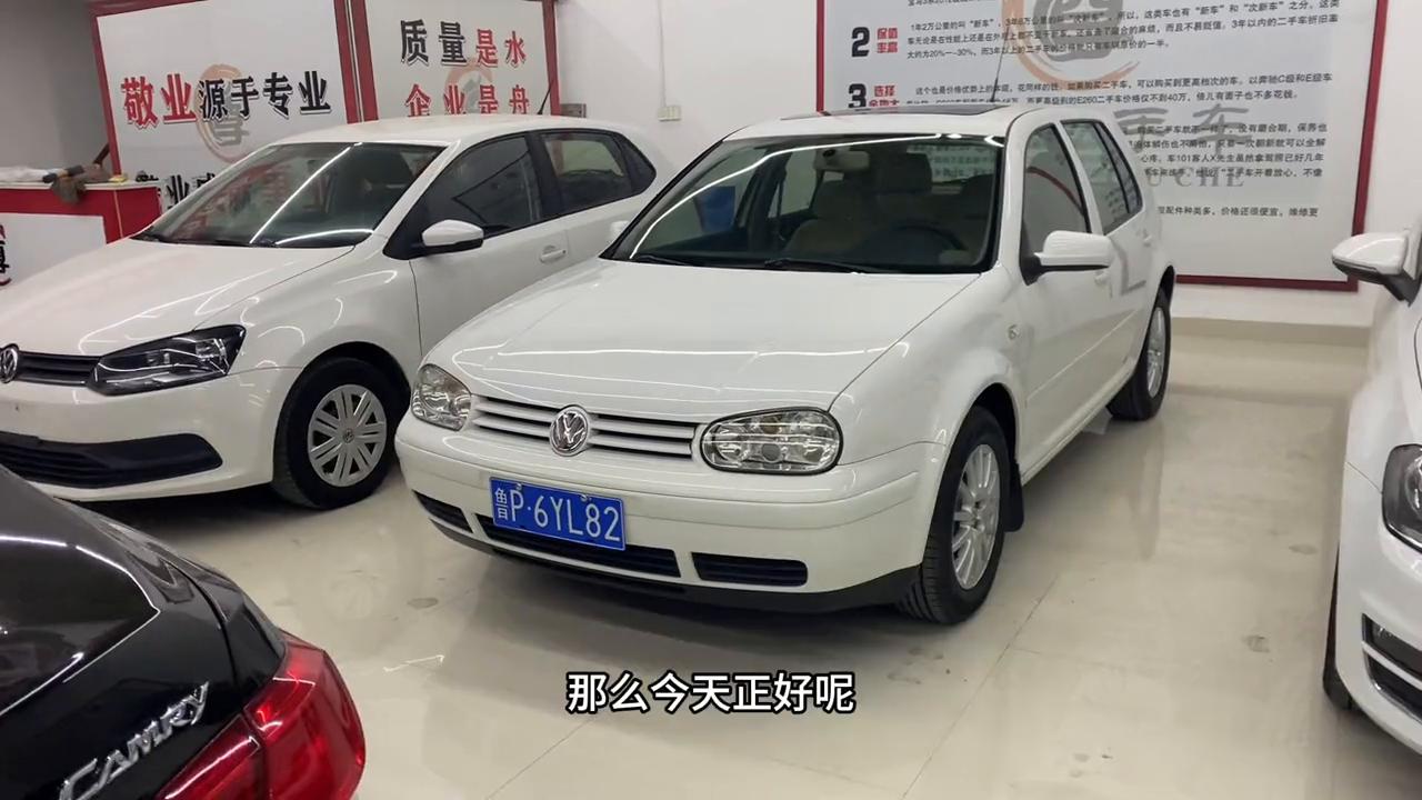 2010年大众高尔夫1.4T手动挡,2011年大众高尔夫1.4t自动挡100公里